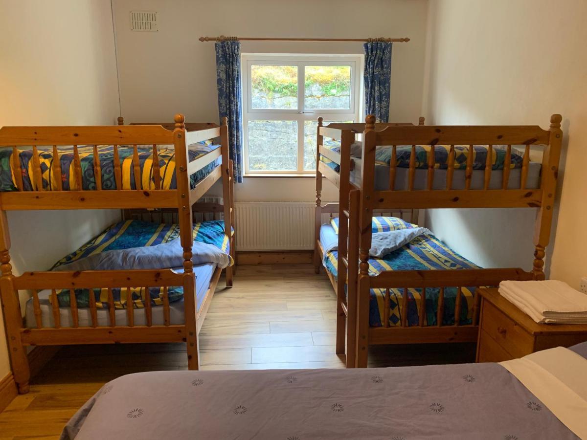 Clare'S Rock Self-Catering Accommodation Carron ภายนอก รูปภาพ