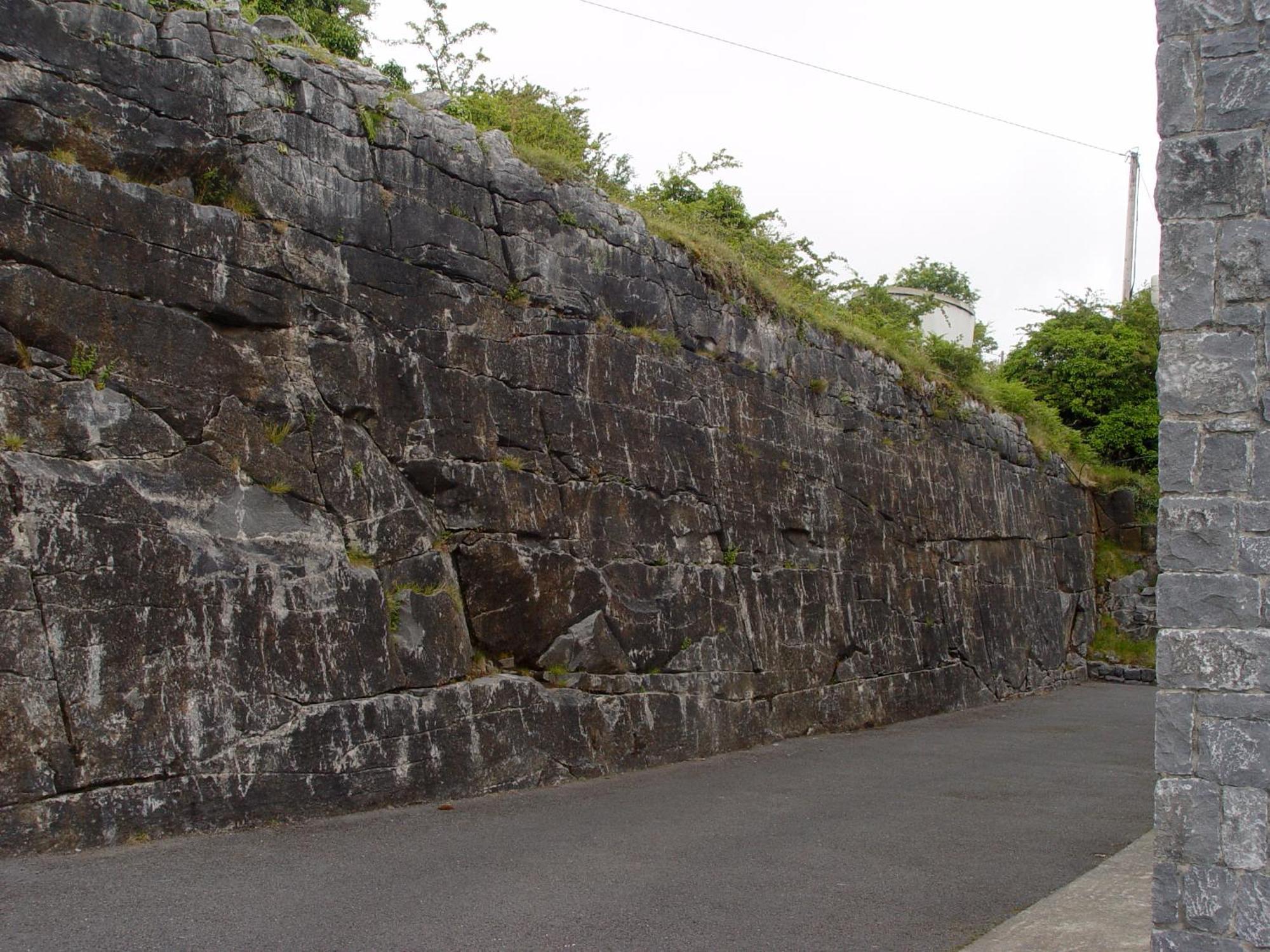 Clare'S Rock Self-Catering Accommodation Carron ภายนอก รูปภาพ