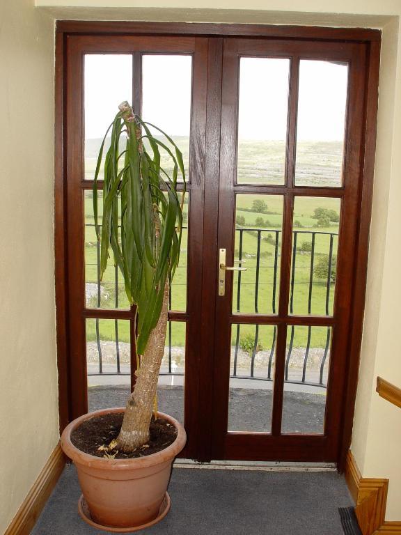 Clare'S Rock Self-Catering Accommodation Carron ห้อง รูปภาพ